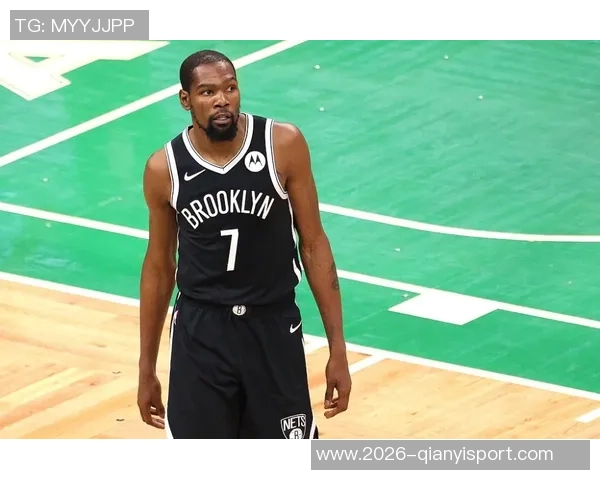 格雷森阿伦状态火热近三场场均24分助攻和抢断表现抢眼正负值高达19 格雷森阿伦状态火热近三场场均24分助攻和抢断表现抢眼正负值高达19