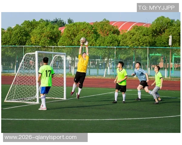 足协杯决赛即将开启河南球迷提前聚集点燃奥体激情氛围